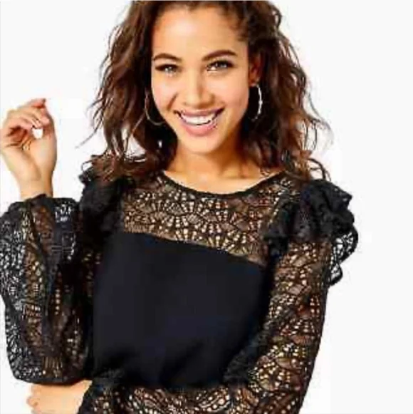 NWT Lilly Pulitzer Karolina Dress in Onyx Black 00 LBD Ruffle Lace Long Sleeves - Picture 3 of 11